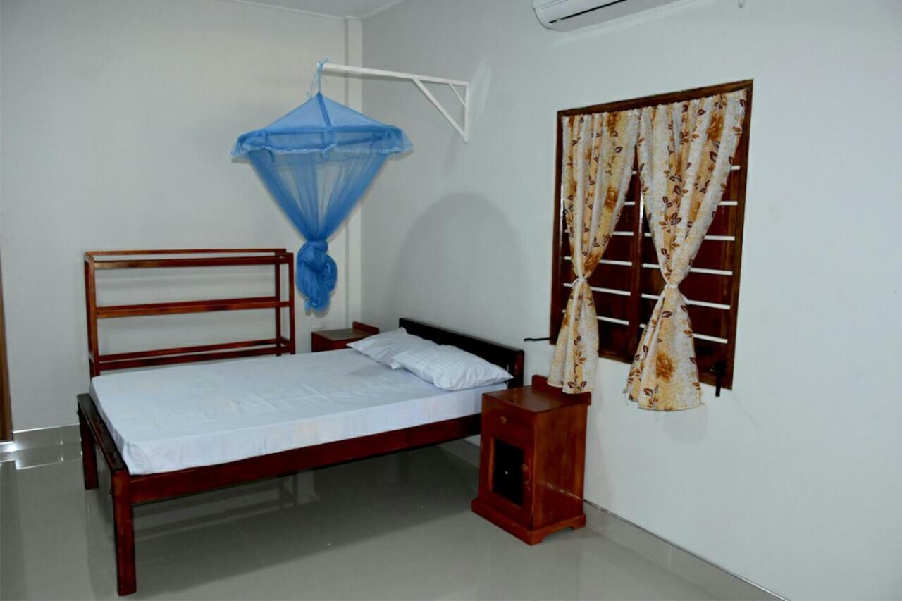 New Land Guest House Batticaloa Exterior foto